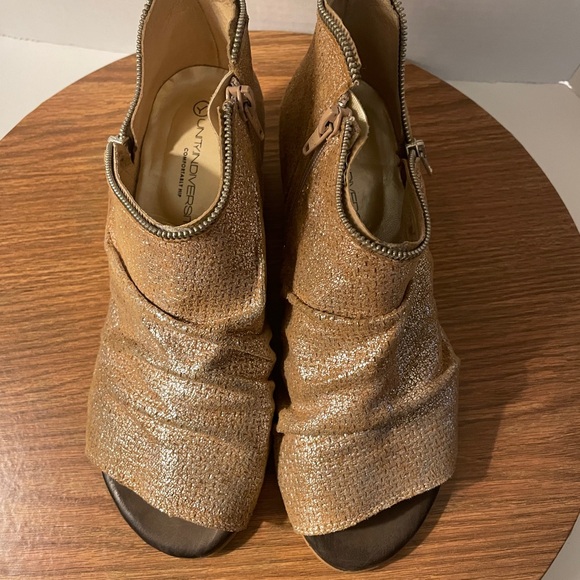 Unity in Diversity Brown Gold Metallic Leather Side Zip Sandal - Picture 11 of 11